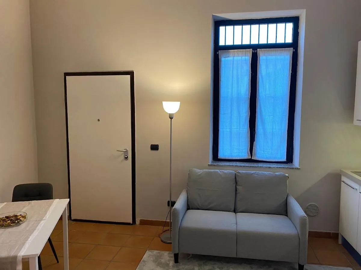 Cozzi Apartment 밀라노