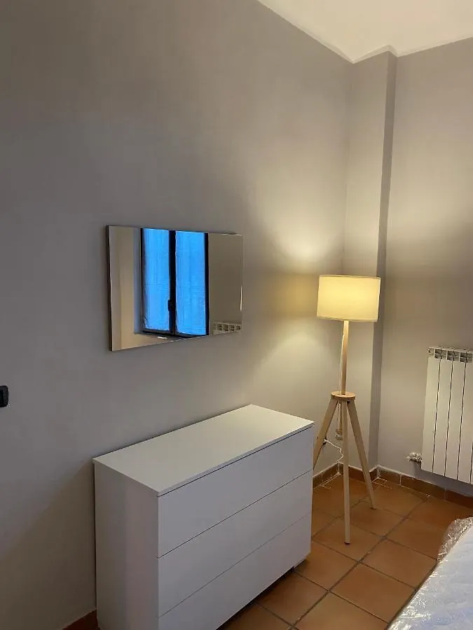 Cozzi Apartment 밀라노