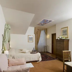 castello-delloscano.hotels-perugia.com/